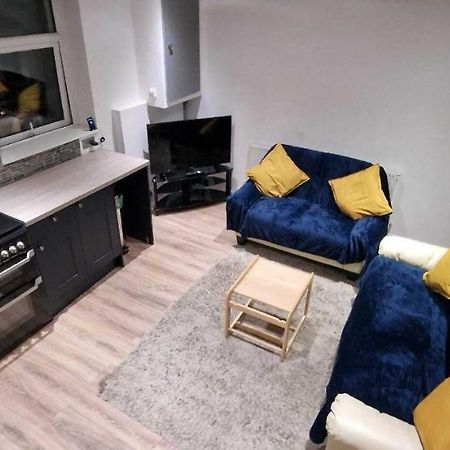 Sapphire Strathnairn Apartment Кардіфф Екстер'єр фото