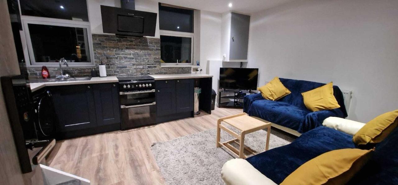 Sapphire Strathnairn Apartment Кардіфф Екстер'єр фото